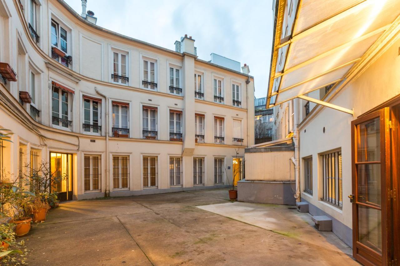 Comfortable Flat In The Middle Of Paris Apartment Exterior photo